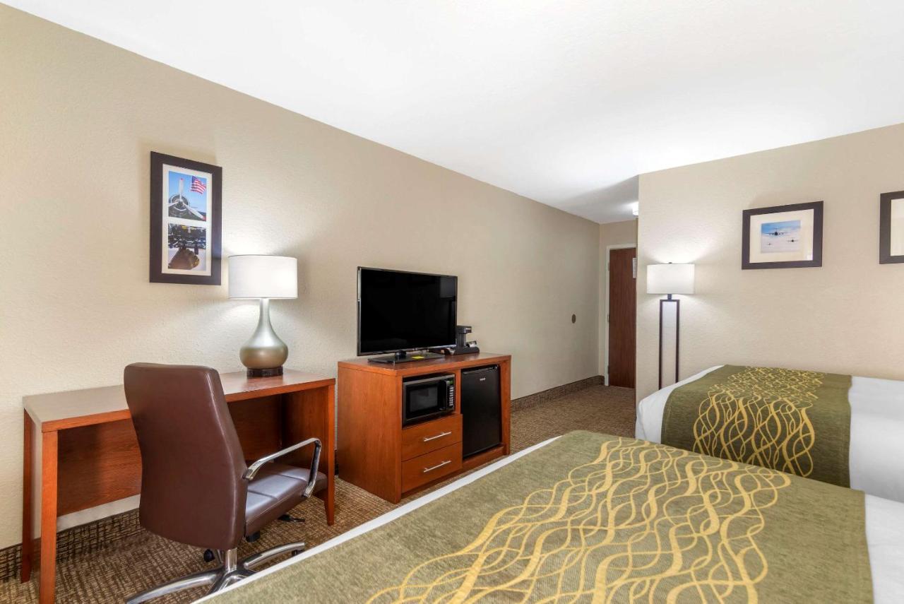 Comfort Inn & Suites - Near Robins Air Force Base Main Gate Warner Robins Zewnętrze zdjęcie