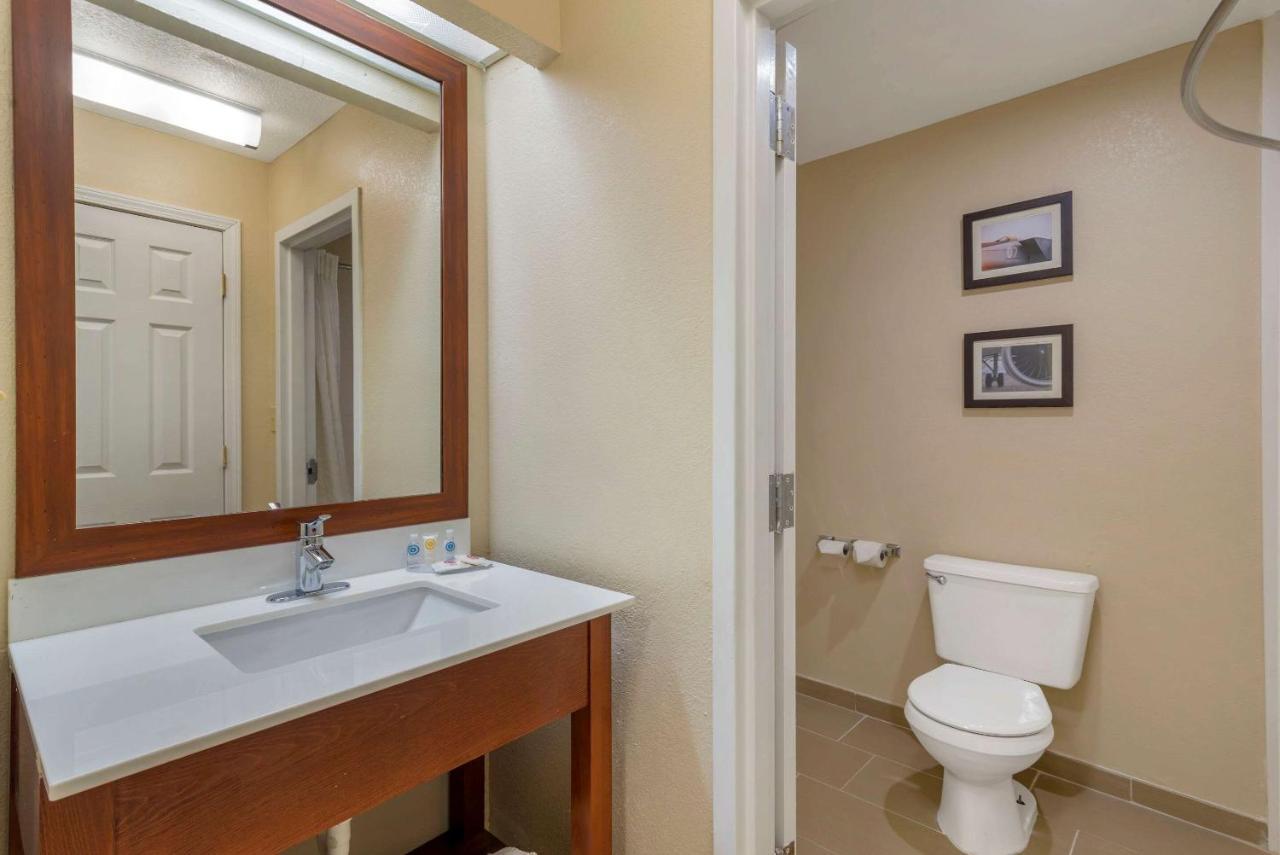 Comfort Inn & Suites - Near Robins Air Force Base Main Gate Warner Robins Zewnętrze zdjęcie